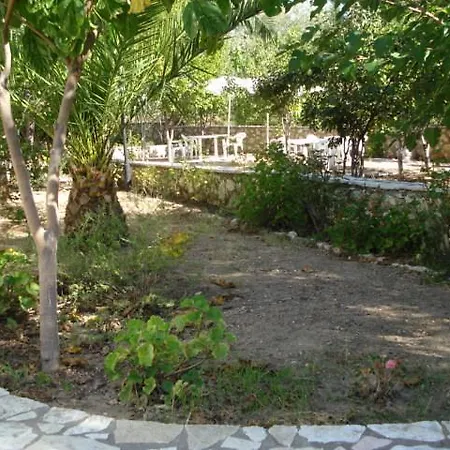 Santa Maria Daire Áyios Nikítas